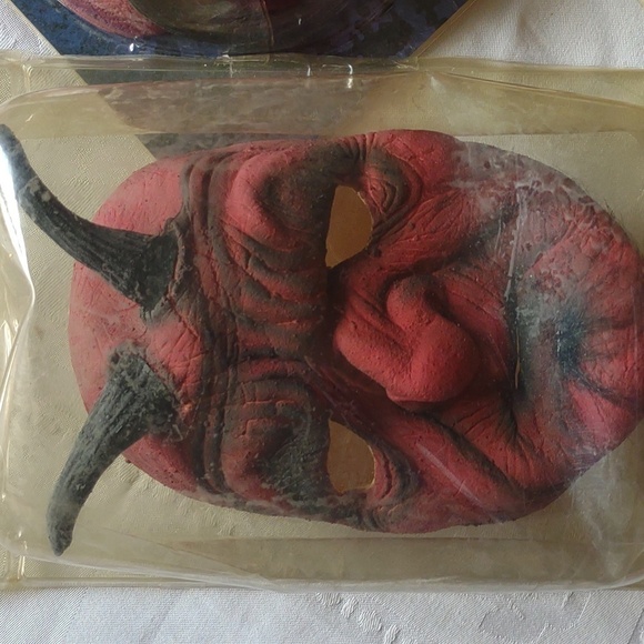 Bundle of 3 Foam Latex Halloween Masks - Picture 2 of 8